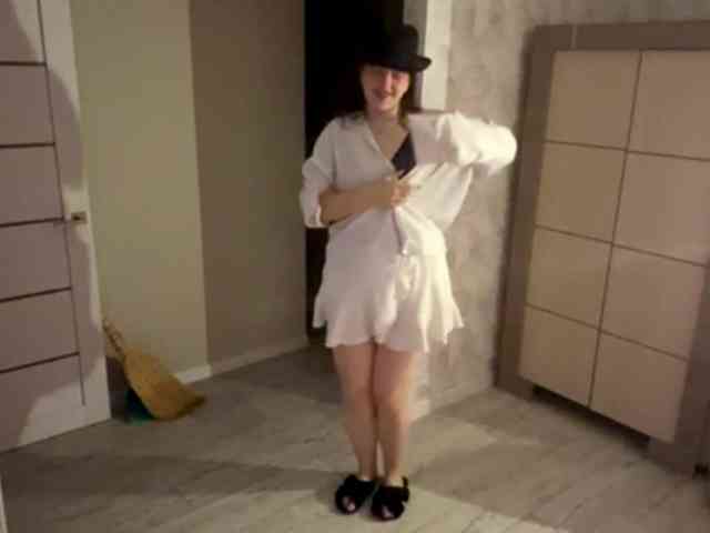 AshleaReuer webcam