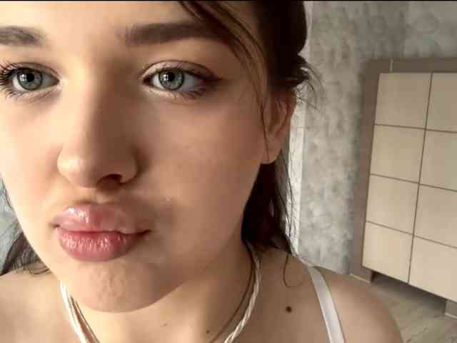 AshleaReuer webcam