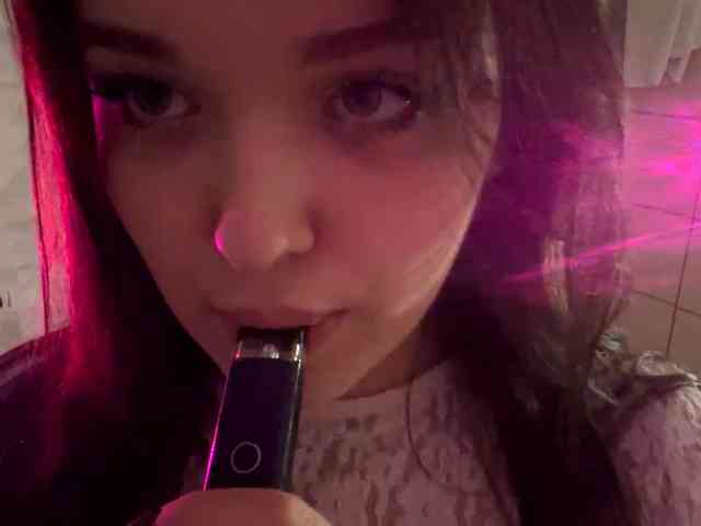 AshleaReuer webcam