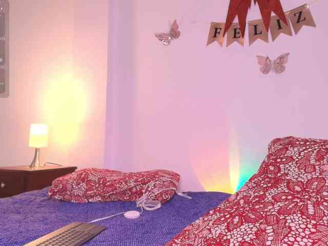 zoemonroe Live Webcam on BongaCams