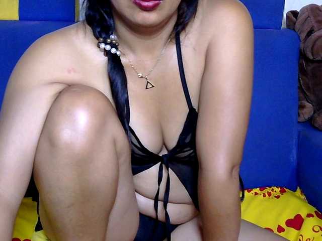 Karenne's BongaCams show and profile