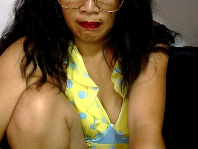 Karenne from BongaCams