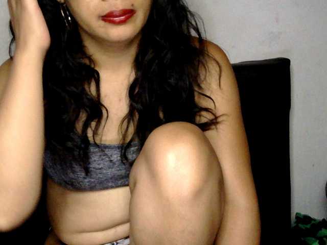 Karenne's BongaCams show and profile