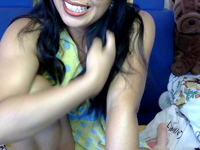 Karenne's BongaCams show and profile