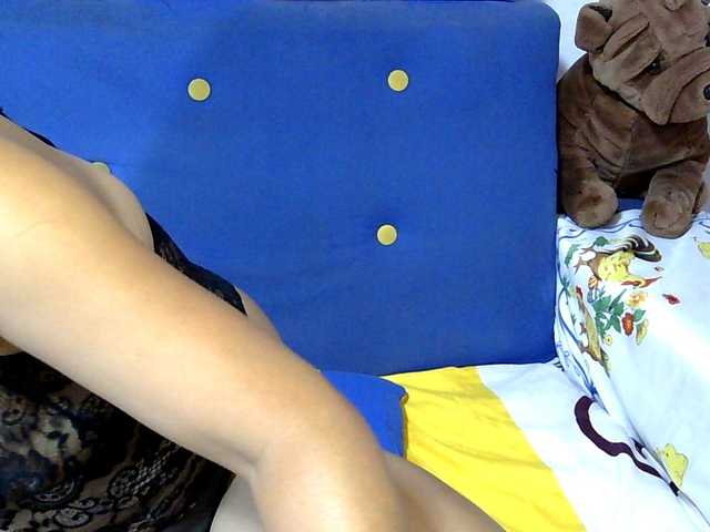 Karenne's BongaCams show and profile