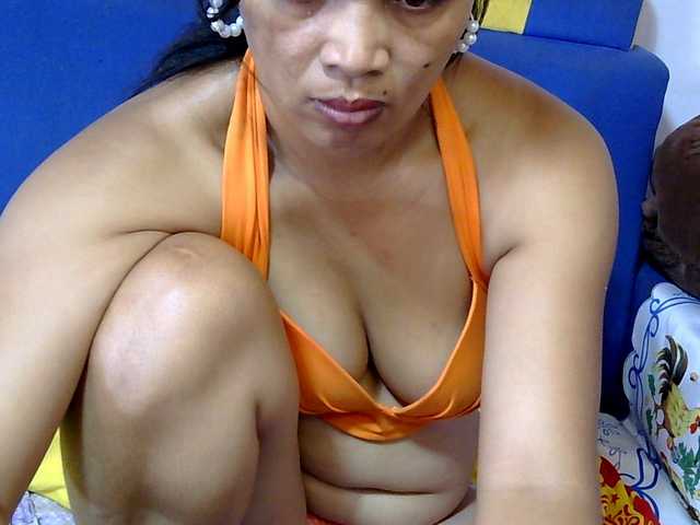 Karenne's BongaCams show and profile