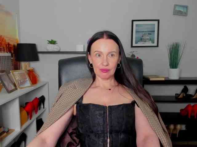 velvetJasmine webcam