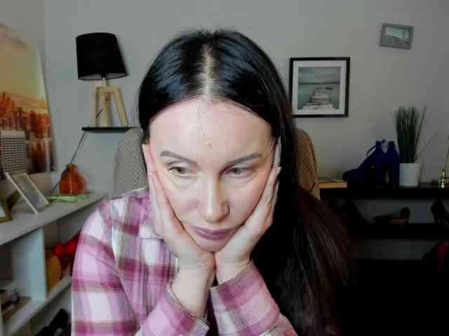 velvetJasmine webcam