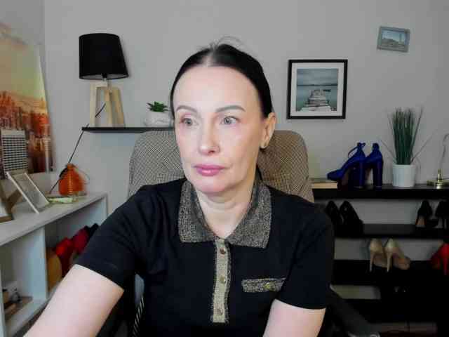 velvetJasmine webcam