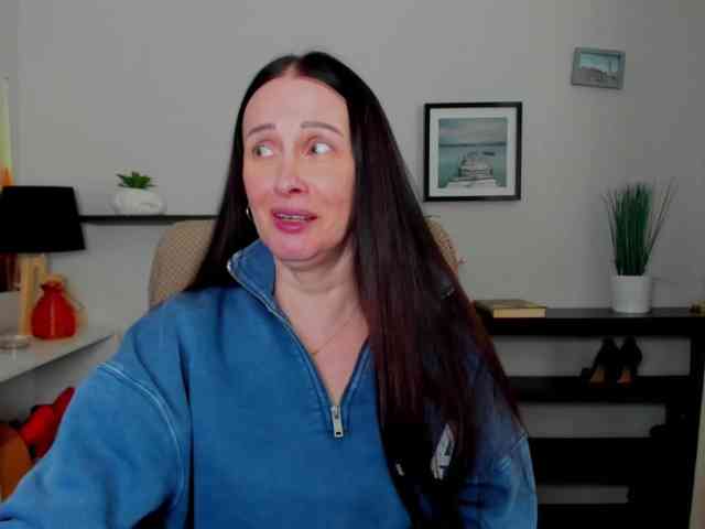 velvetJasmine Live Webcam on {site_name}