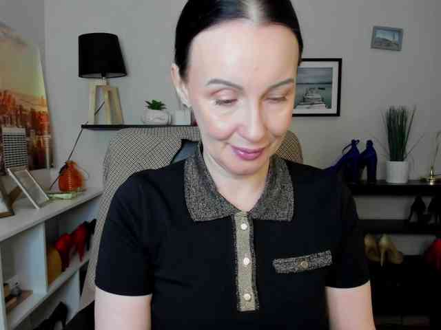 velvetJasmine webcam