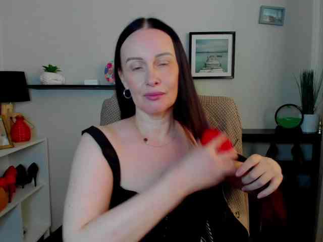 velvetJasmine webcam