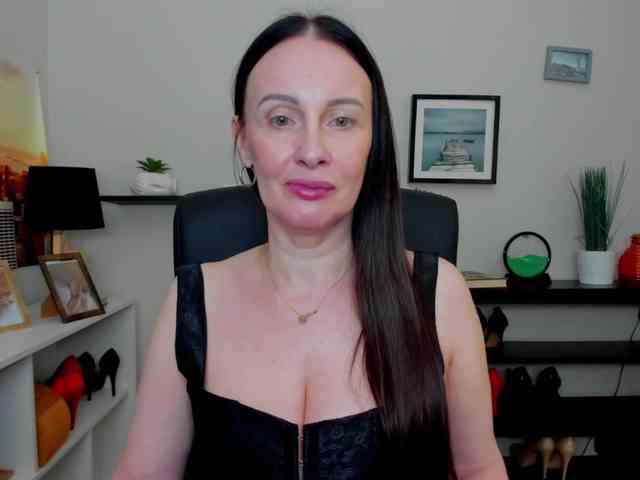 velvetJasmine webcam