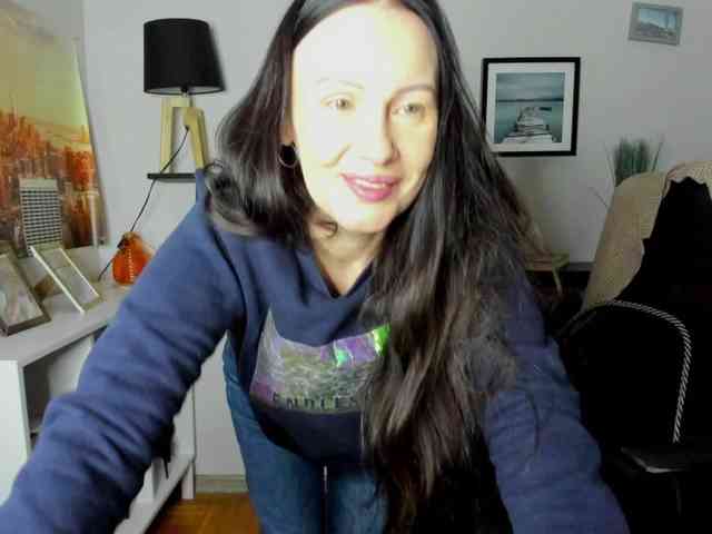 velvetJasmine webcam