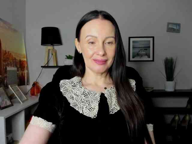 velvetJasmine webcam