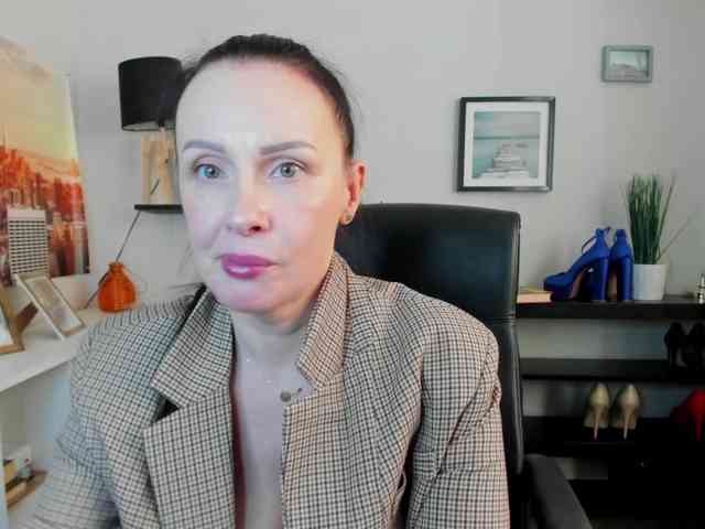 velvetJasmine webcam