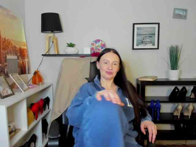 velvetJasmine webcam