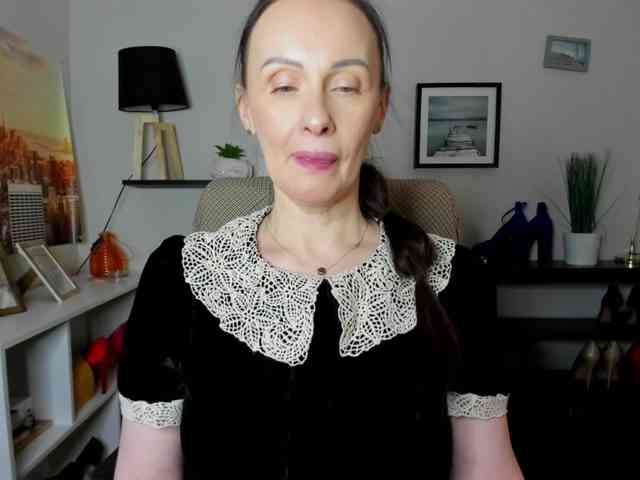 velvetJasmine webcam
