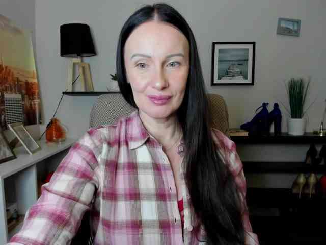 velvetJasmine webcam