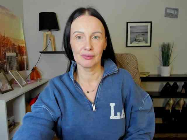 velvetJasmine webcam