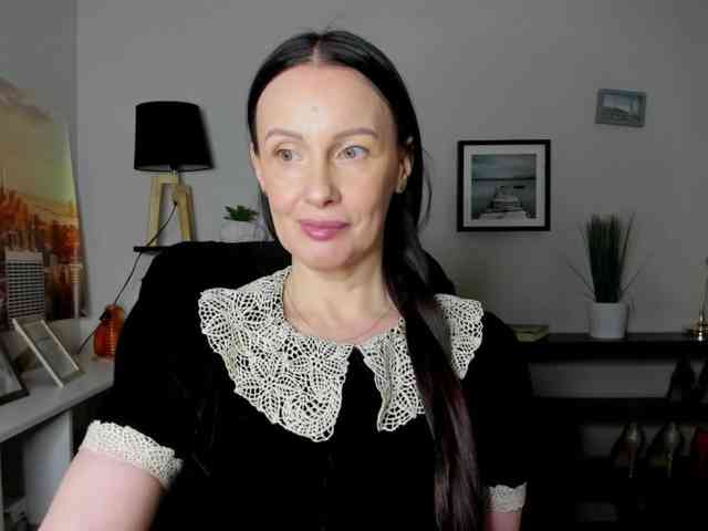 velvetJasmine webcam