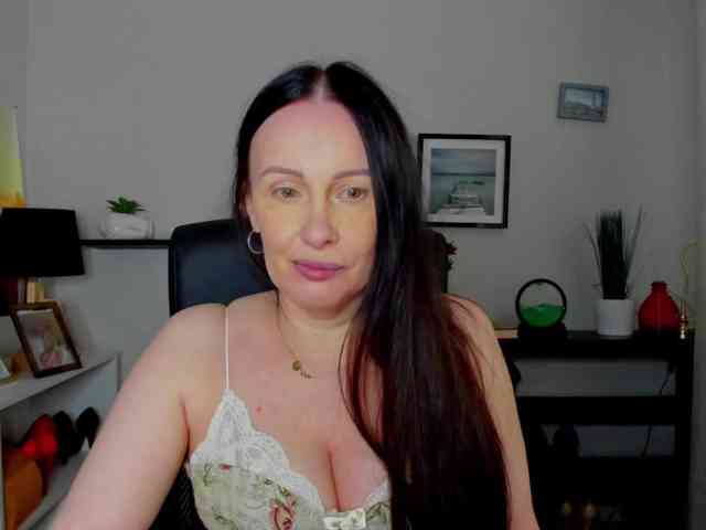 velvetJasmine webcam