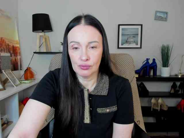 velvetJasmine webcam