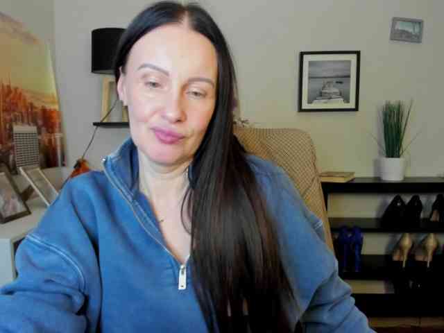 velvetJasmine webcam