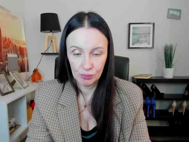 velvetJasmine webcam