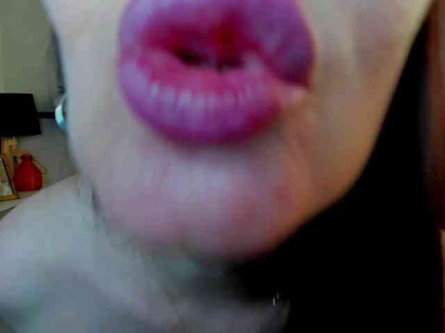 velvetJasmine webcam