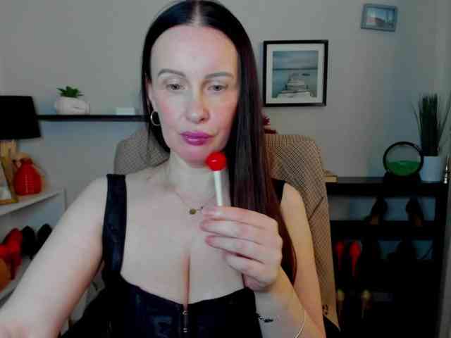 velvetJasmine webcam