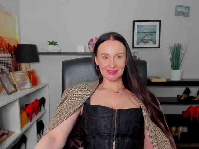 velvetJasmine webcam