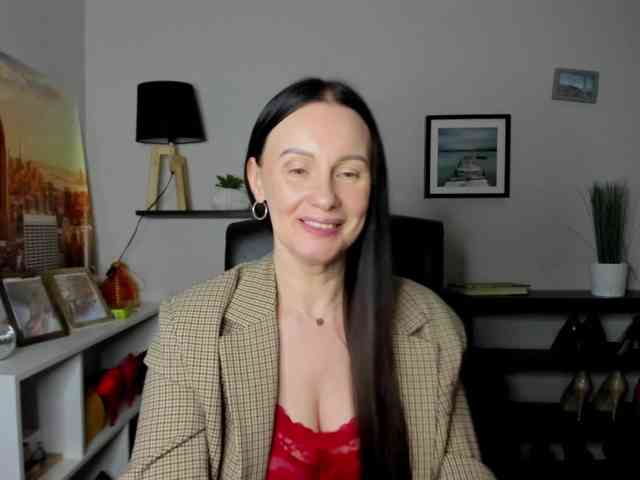 velvetJasmine webcam