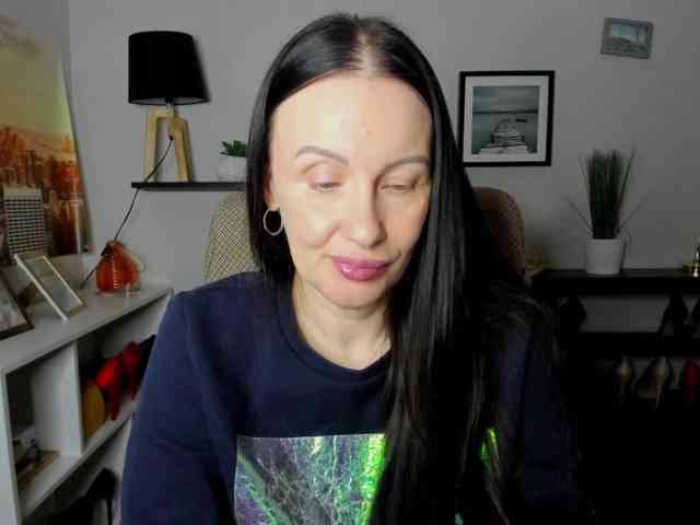 velvetJasmine webcam