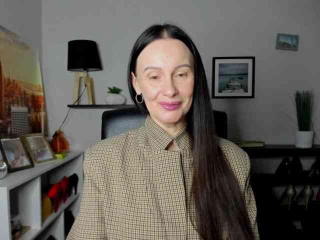 velvetJasmine webcam