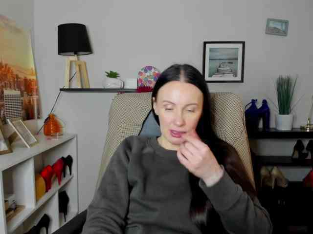 velvetJasmine webcam