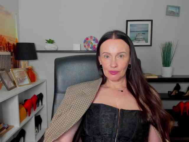 velvetJasmine webcam