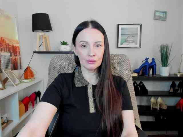 velvetJasmine webcam