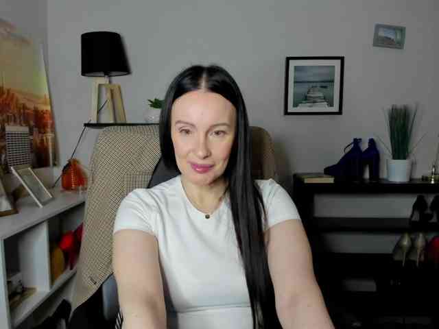 velvetJasmine webcam