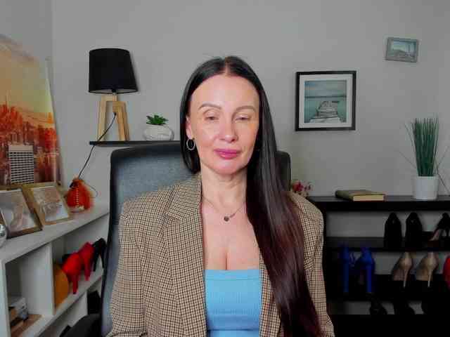 velvetJasmine webcam