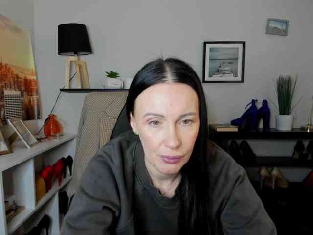 velvetJasmine webcam