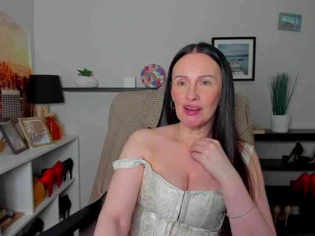 velvetJasmine webcam