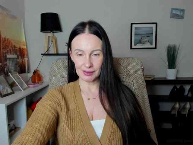 velvetJasmine webcam