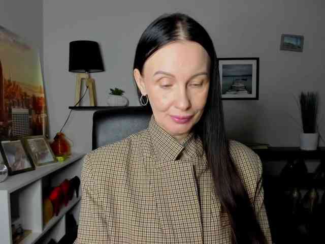 velvetJasmine webcam