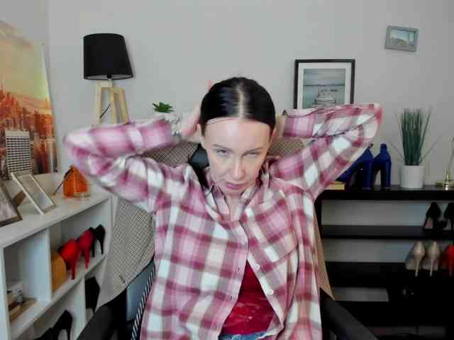 velvetJasmine webcam