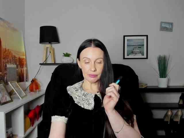 velvetJasmine webcam