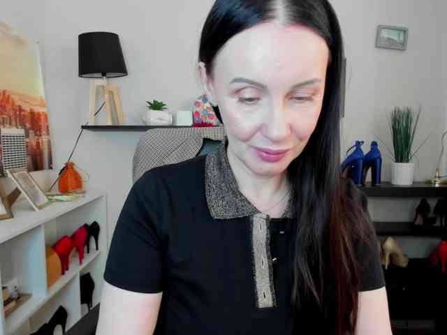 velvetJasmine webcam