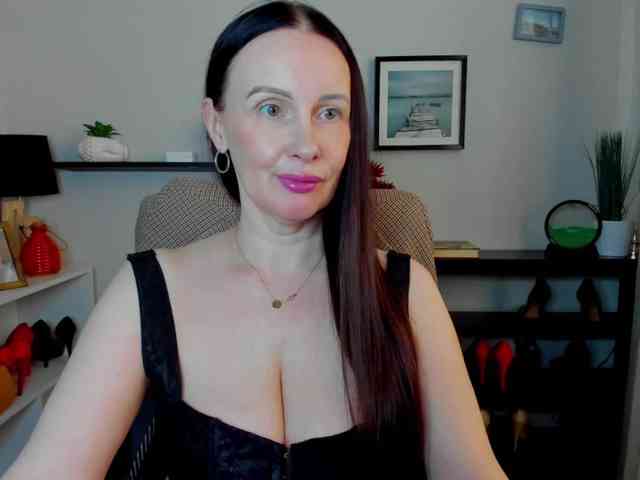 velvetJasmine webcam