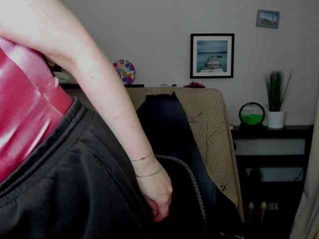 velvetJasmine webcam