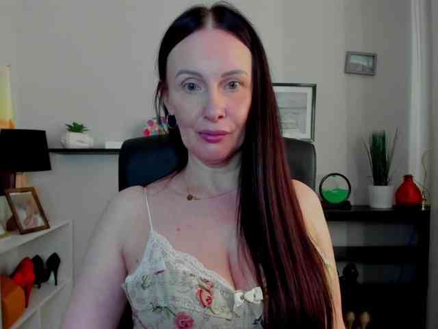 velvetJasmine webcam